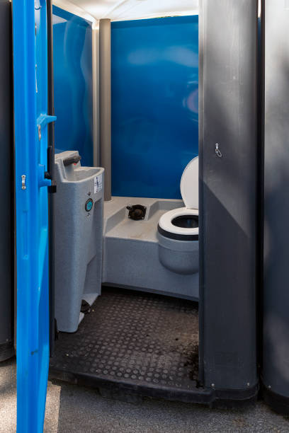 Portable Toilet Options We Offer in Zillah, WA